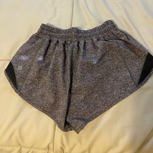 Lululemon running shorts! Hotty style